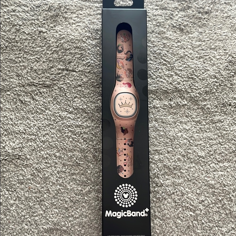 Sold Out - Disney Parks MagicBand with Princess theme!